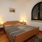 Appartement Family Friendly Seaside Kozino, Zadar - 6184 *