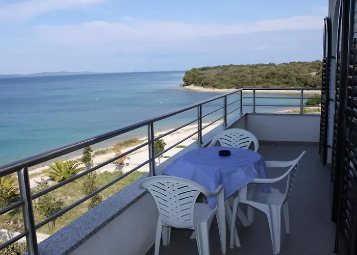 Apartman Family Friendly Seaside Apartments Kozino, Zadar - 6184 *