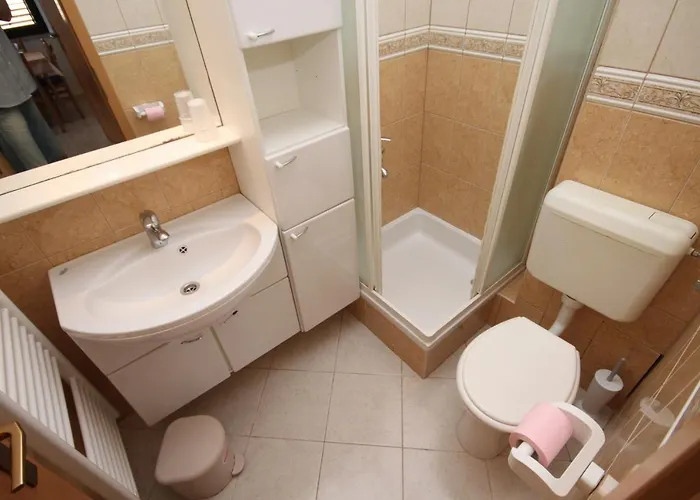 Apartman Family Friendly Seaside Apartments Kozino, Zadar - 6184