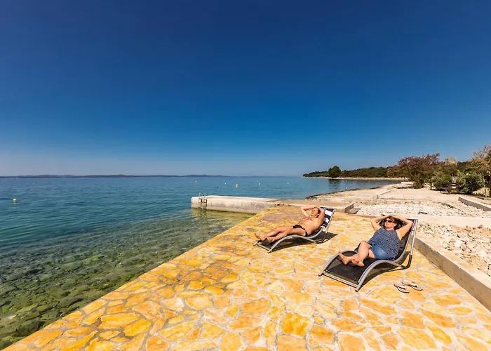 Apartman Family Friendly Seaside Apartments Kozino, Zadar - 6184
