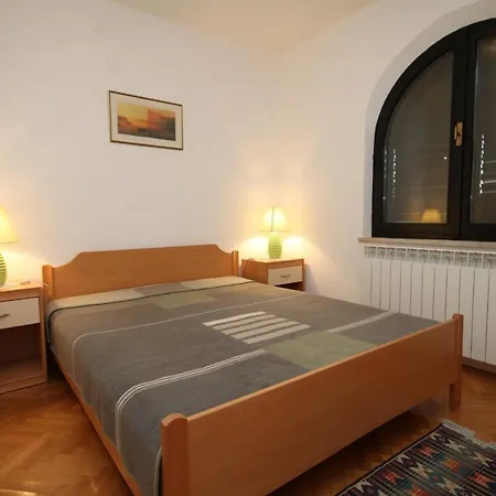 דירה Family Friendly Seaside Kozino, Zadar - 6184 *