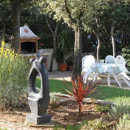 Family Friendly Seaside Kozino, Zadar - 6184 דירה *
