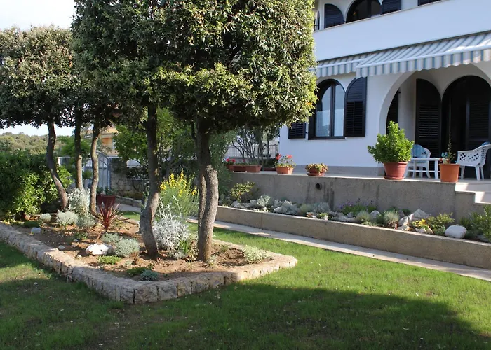 Family Friendly Seaside Kozino, Zadar - 6184 Apartmán *